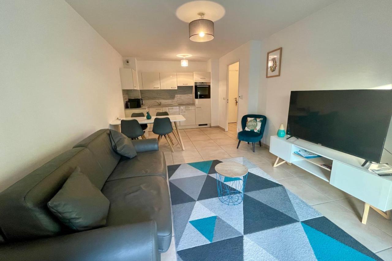 Oxford 1 Bedroom Apartment In A Brand New Building With A Pool Канны Экстерьер фото